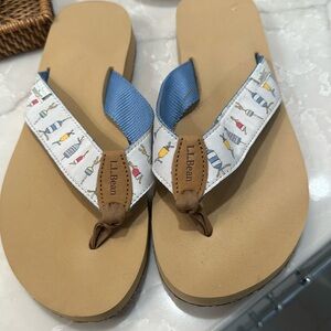 Llbean Sara Fitz flip flops